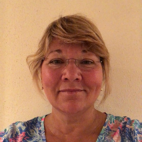 Meet your Posher, Cheri - Picture 1 of 1